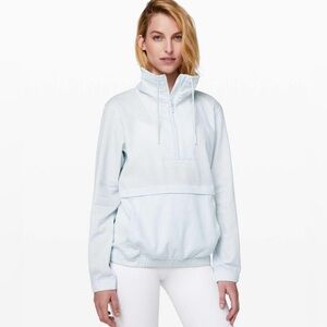 Lululemon pack light pullover